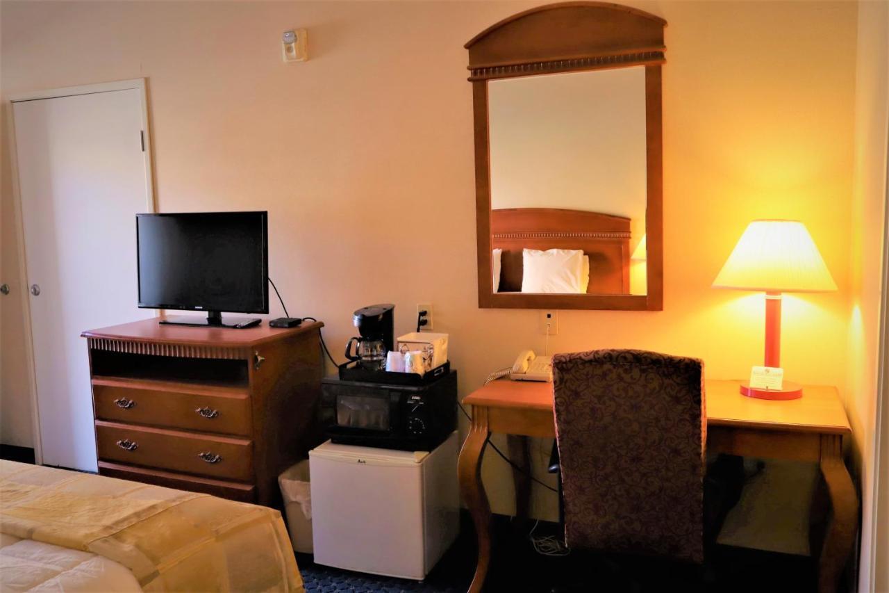 טוונטיניין פאלמס Starlight Inn & Suites Motel 29 Palms Joshua Tree National Park מראה חיצוני תמונה