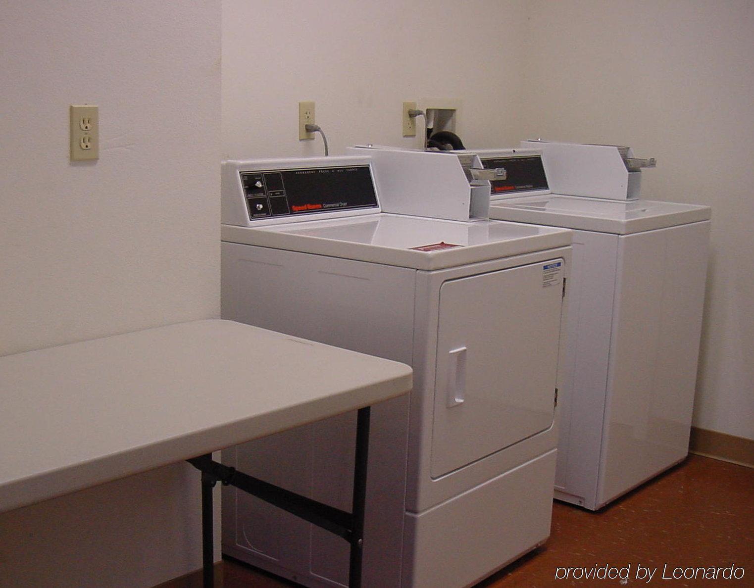 טוונטיניין פאלמס Starlight Inn & Suites Motel 29 Palms Joshua Tree National Park מראה חיצוני תמונה